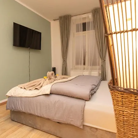 Lägenhet Koala Mit 500 Mbit's Wlan Und Balkon *