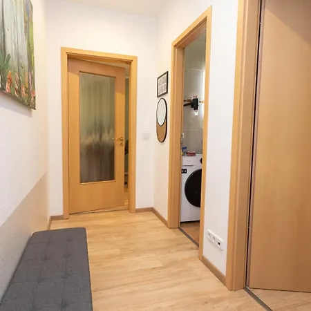 Koala Mit 500 Mbit's Wlan Und Balkon Apartment *